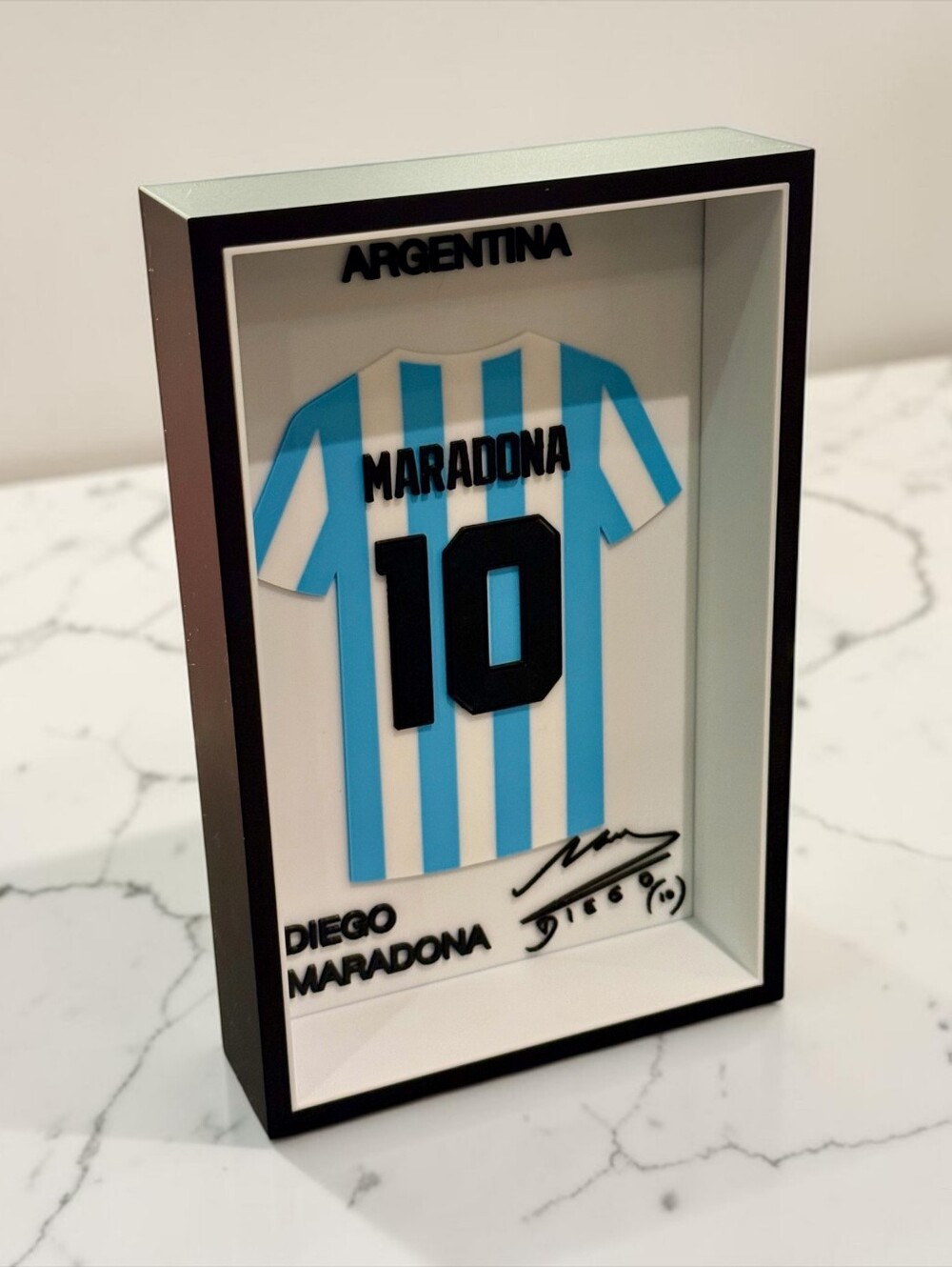 Diego Maradona Argentina #10 3D Jersey Shadow Box Display Frame Soccer Gift - Picture 2 of 2